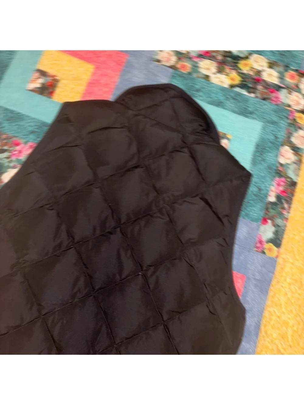 J.Crew Black Quilted Puffer Vest Woman’s Size Small Outdoor Jacket Vest Warm
